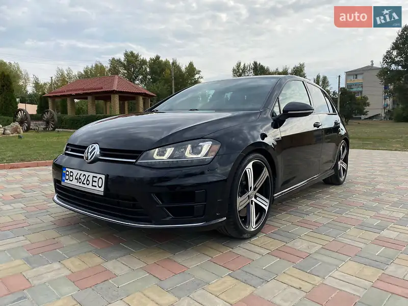 Volkswagen Golf R