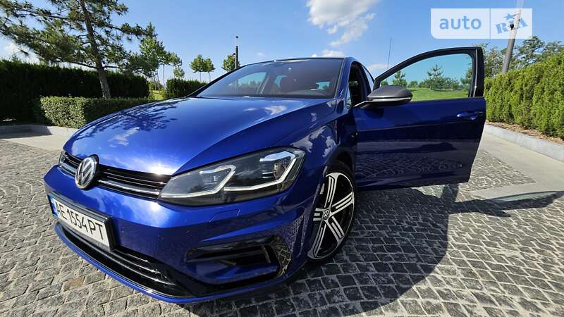 Хэтчбек Volkswagen Golf R 2019 в Днепре