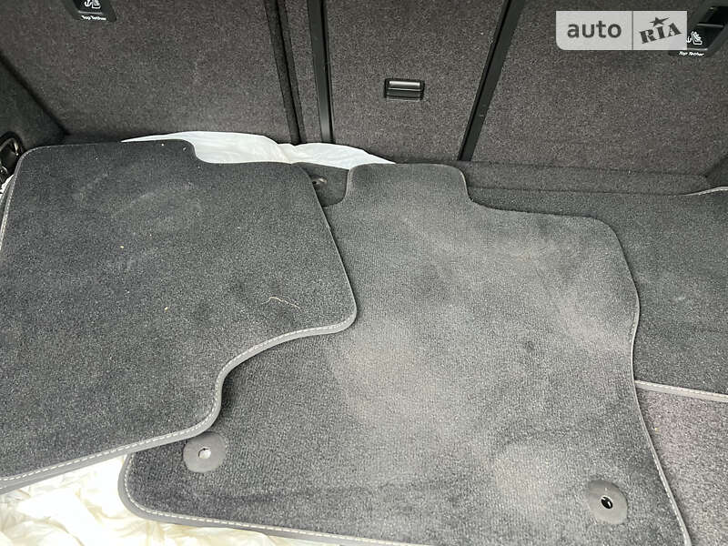 Універсал Volkswagen Golf R 2019 в Ковелі