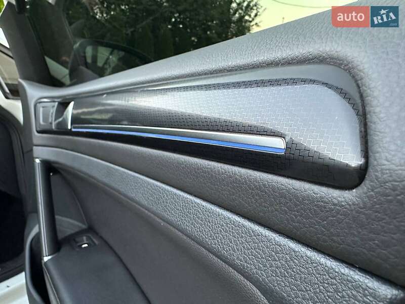 Хэтчбек Volkswagen Golf R 2018 в Ивано-Франковске