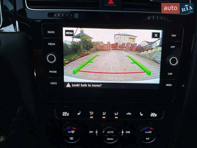 Хэтчбек Volkswagen Golf R 2018 в Ивано-Франковске