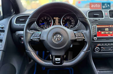 Хетчбек Volkswagen Golf R 2012 в 