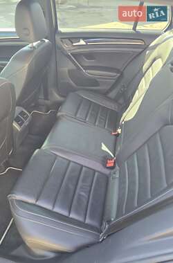 Хэтчбек Volkswagen Golf R 2016 в 