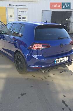 Хэтчбек Volkswagen Golf R 2016 в 