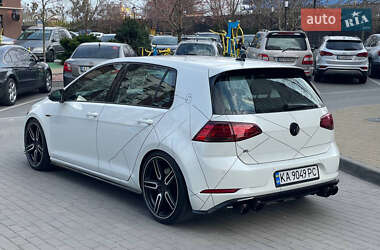 Хетчбек Volkswagen Golf R 2018 в 