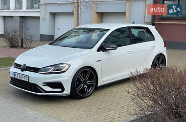 Хетчбек Volkswagen Golf R 2018 в 