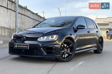 Хэтчбек Volkswagen Golf R 2017 в 