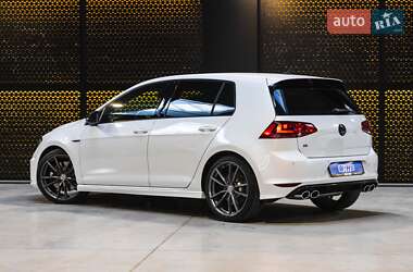 Хетчбек Volkswagen Golf R 2017 в 