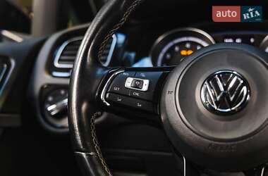 Хетчбек Volkswagen Golf R 2017 в 