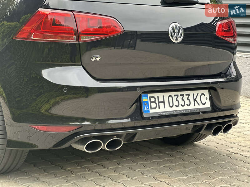 Хэтчбек Volkswagen Golf R 2016 в Одессе