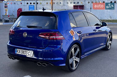 Хетчбек Volkswagen Golf R 2015 в 