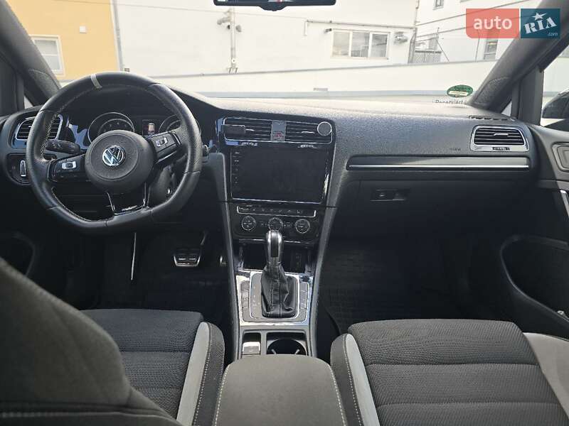 Хэтчбек Volkswagen Golf R 2014 в Одессе