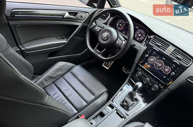 Хэтчбек Volkswagen Golf R 2019 в 