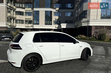 Хэтчбек Volkswagen Golf R 2014 в 