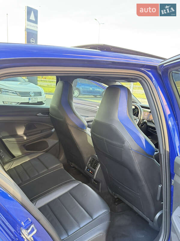 Хетчбек Volkswagen Golf R 2022 в Дніпрі фото 21 Хетчбек Volkswagen Golf R 2022 в Дніпрі
