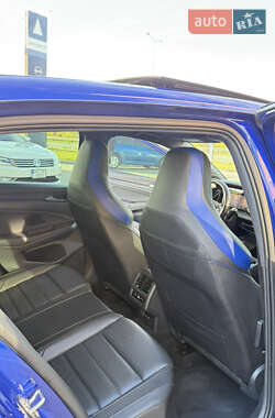 Хэтчбек Volkswagen Golf R 2022 в 