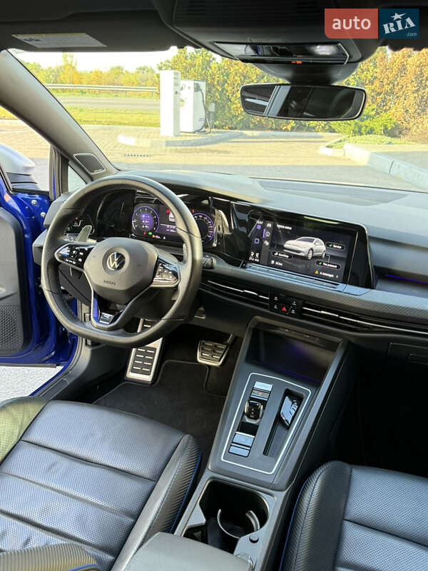 Хетчбек Volkswagen Golf R 2022 в Дніпрі фото 27 Хетчбек Volkswagen Golf R 2022 в Дніпрі