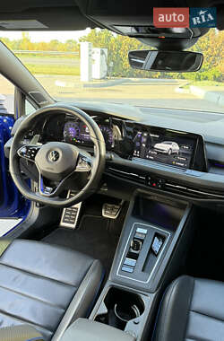 Хэтчбек Volkswagen Golf R 2022 в 