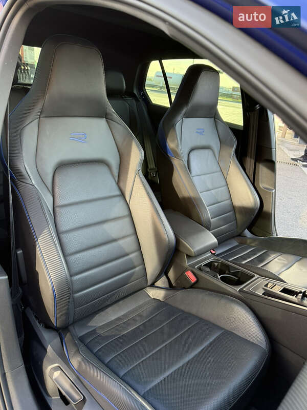 Хетчбек Volkswagen Golf R 2022 в Дніпрі фото 34 Хетчбек Volkswagen Golf R 2022 в Дніпрі