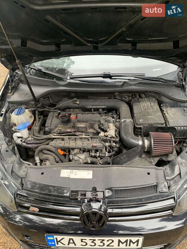 Хетчбек Volkswagen Golf R 2012 в Києві