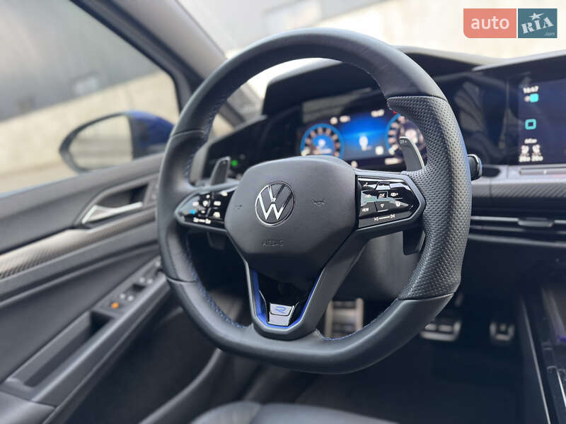 Хетчбек Volkswagen Golf R 2023 в Києві