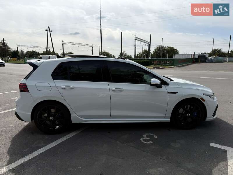 Хэтчбек Volkswagen Golf R 2024 в Виннице