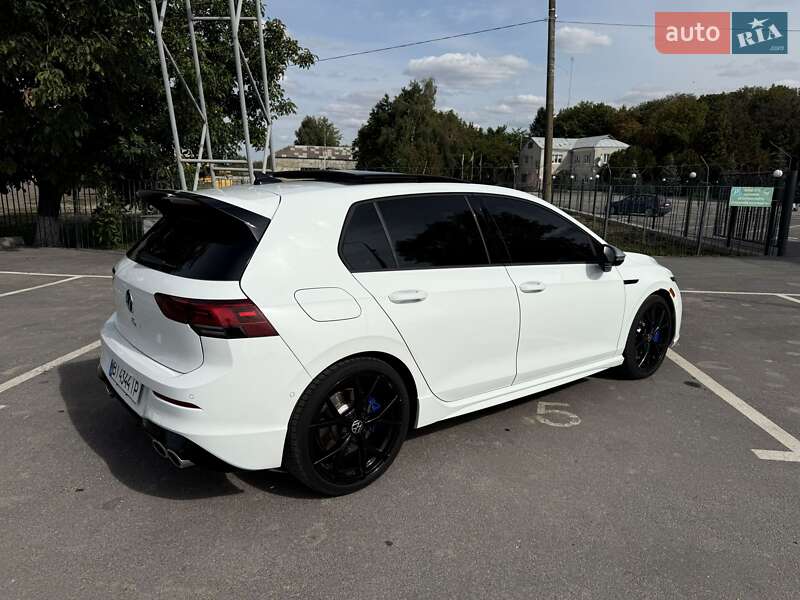 Хэтчбек Volkswagen Golf R 2024 в Виннице