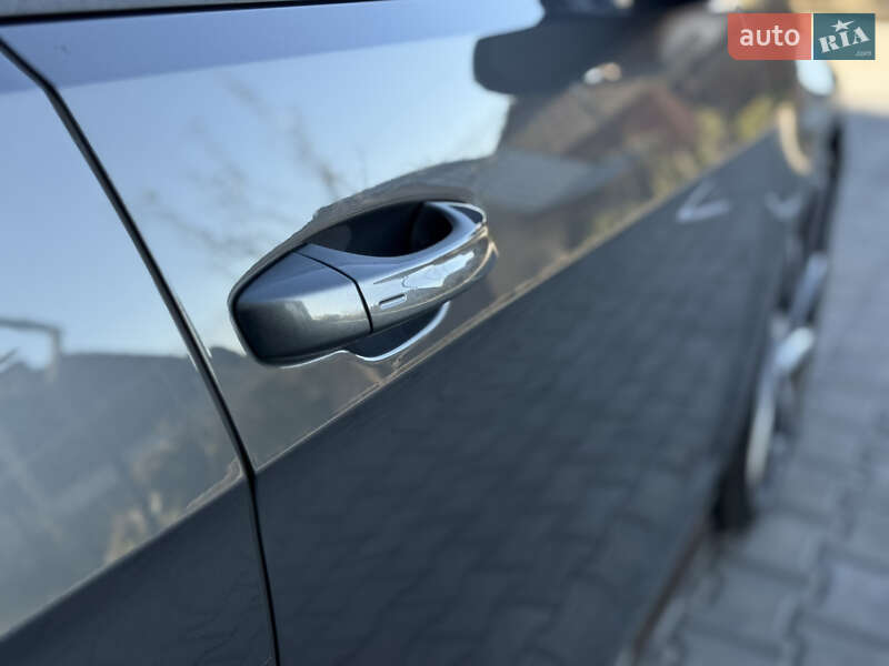 Хэтчбек Volkswagen Golf R 2017 в Хмельницком фото 21 Хэтчбек Volkswagen Golf R 2017 в Хмельницком