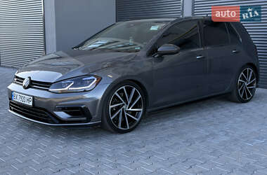Хэтчбек Volkswagen Golf R 2017 в 