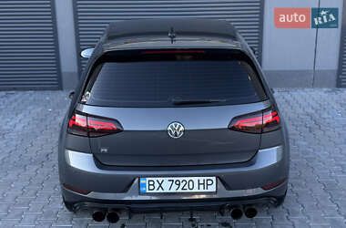 Хэтчбек Volkswagen Golf R 2017 в 