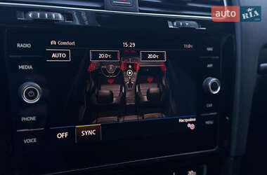 Хэтчбек Volkswagen Golf R 2017 в 