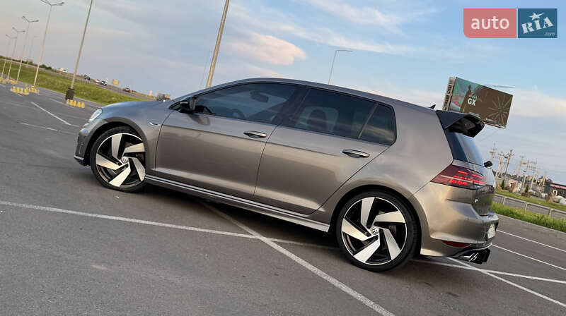 Хэтчбек Volkswagen Golf R 2015 в Львове фото 26 Хэтчбек Volkswagen Golf R 2015 в Львове