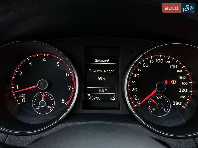 Хэтчбек Volkswagen Golf R 2010 в Киеве