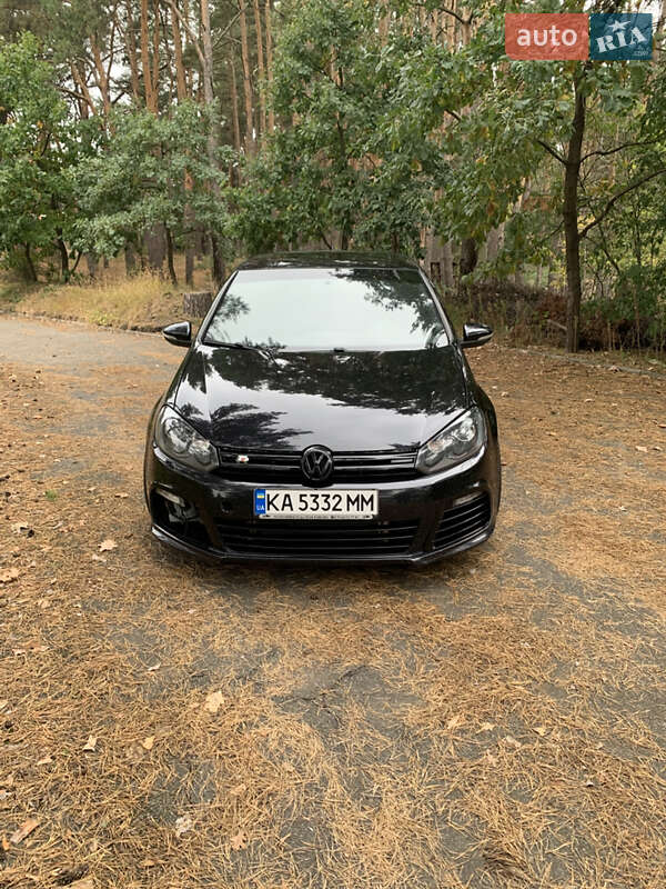 Хетчбек Volkswagen Golf R 2012 в Києві
