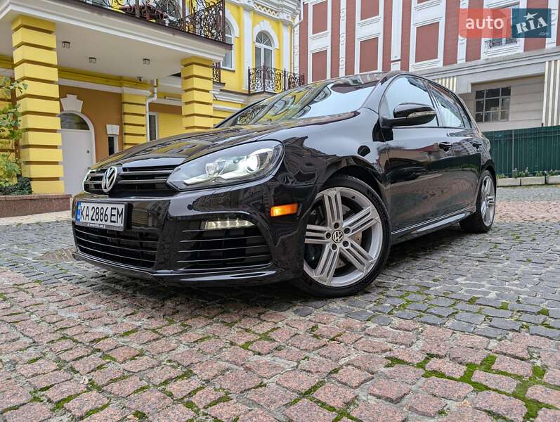 Volkswagen Golf R 2012