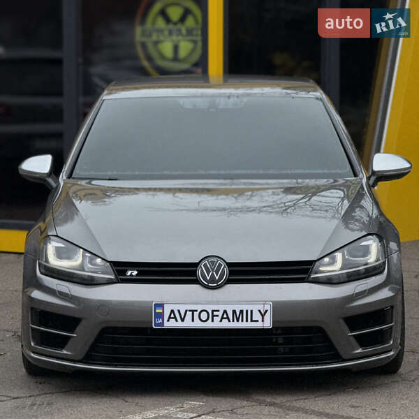 Хетчбек Volkswagen Golf R 2014 в Києві