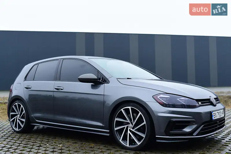 Volkswagen Golf R