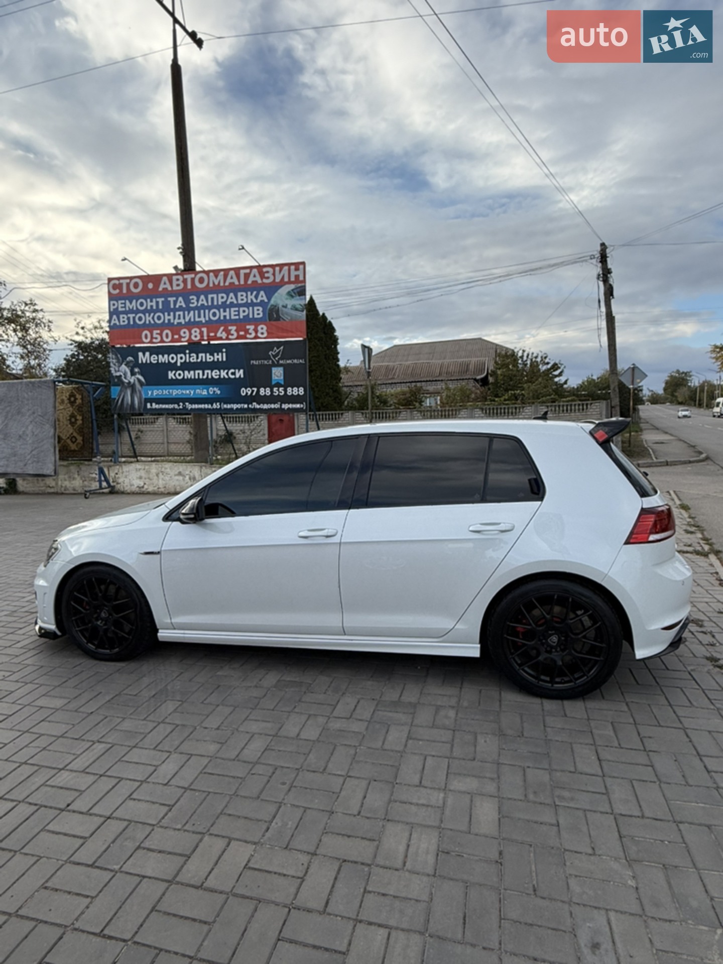 2017 Volkswagen Golf R - мініатюра 7