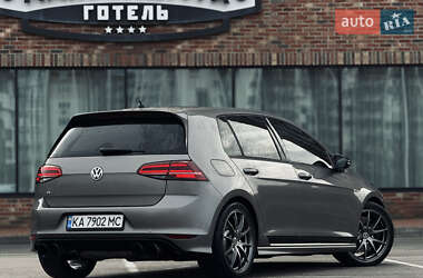 Хетчбек Volkswagen Golf R 2015 в Києві