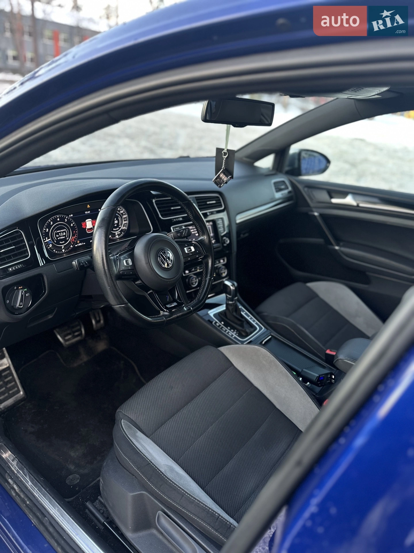 2015 Volkswagen Golf R - мініатюра 29