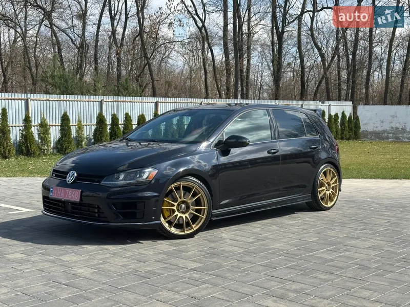 Volkswagen Golf R