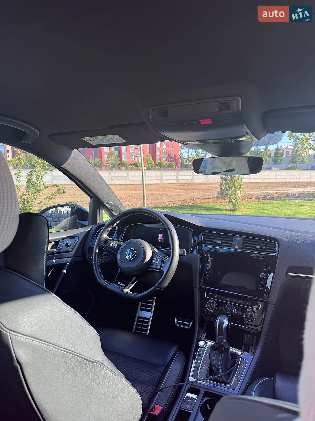 2017 Volkswagen Golf R - мініатюра 8