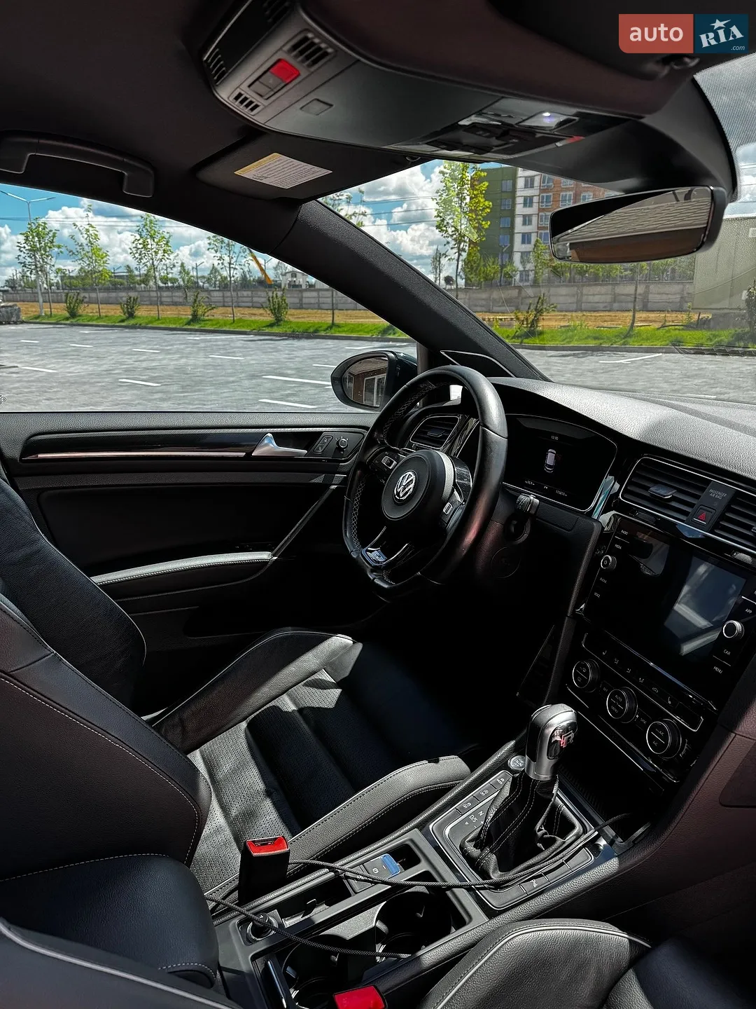 2017 Volkswagen Golf R - мініатюра 16