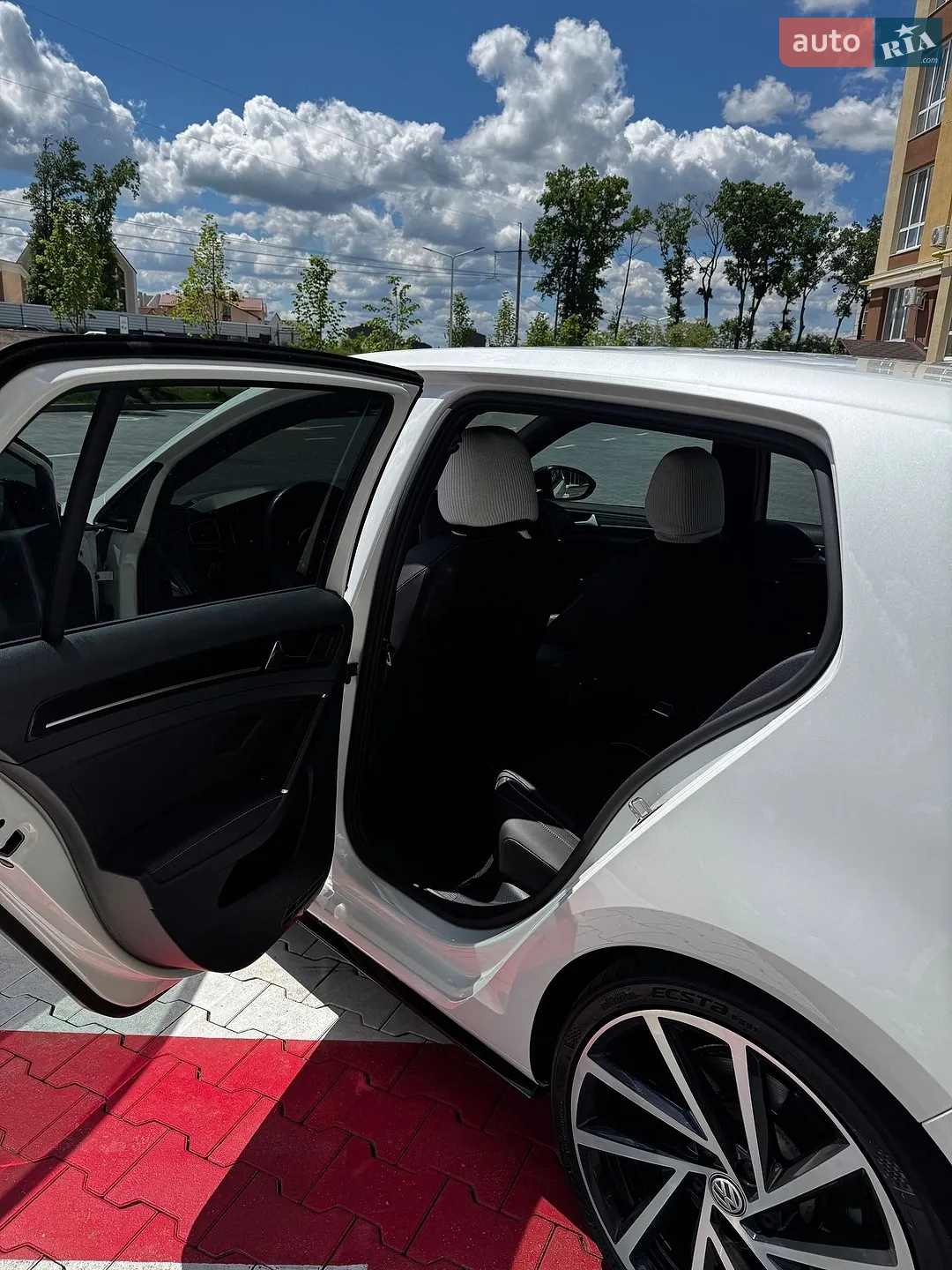 2017 Volkswagen Golf R - мініатюра 17