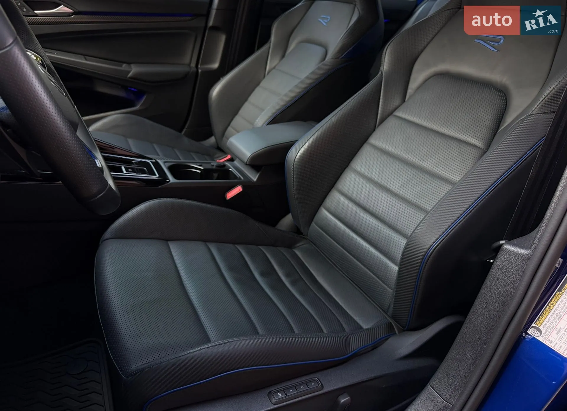 2024 Volkswagen Golf R - мініатюра 18