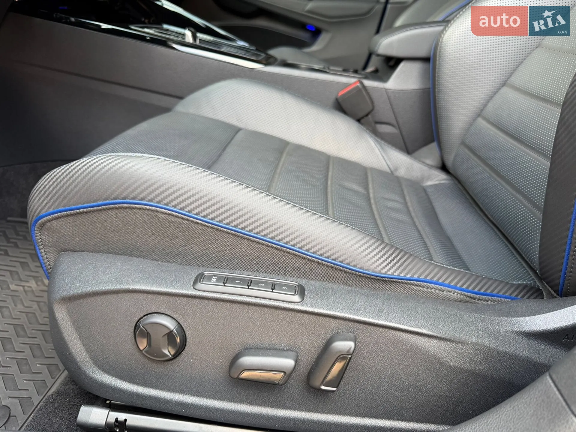 2024 Volkswagen Golf R - мініатюра 28