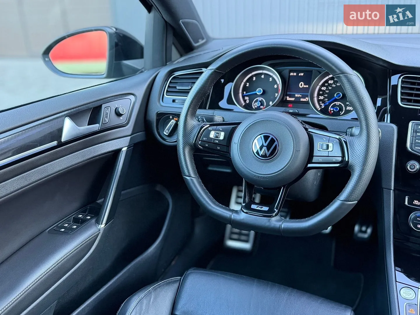 2017 Volkswagen Golf R - мініатюра 27