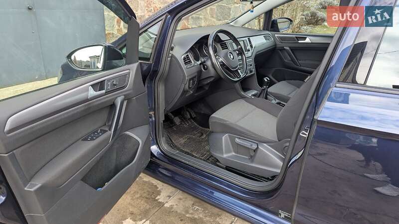 Микровэн Volkswagen Golf Sportsvan 2016 в Жашкове