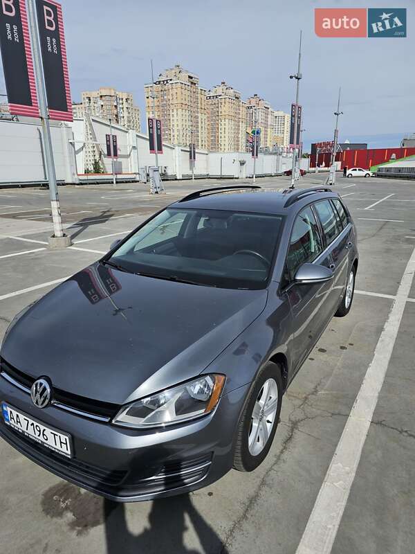 Микровэн Volkswagen Golf Sportsvan 2015 в Киеве