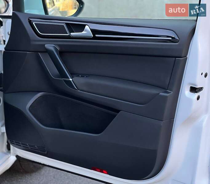 Микровэн Volkswagen Golf Sportsvan 2017 в Киеве